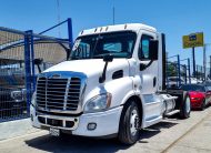 FREIGHTLINER CASCADIA 113 CHASIS CABINA 2014