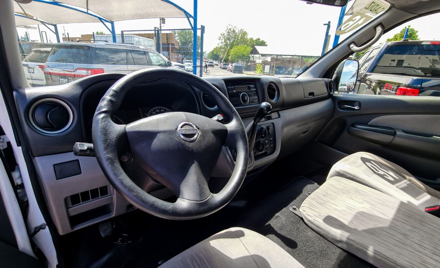 NISSAN NV350 URVAN 15 PASAJEROS DIESEL 2016