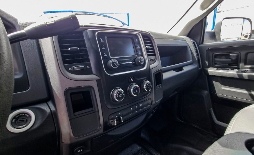 DODGE RAM 4500 DOBLE CABINA / CAJA REDILAS 2016