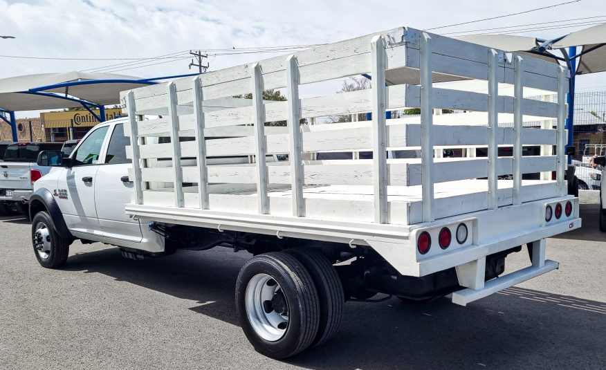 DODGE RAM 4500 DOBLE CABINA / CAJA REDILAS 2016