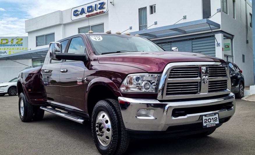 DODGE RAM 3500 LARAMIE 4X4 DOBLE CABINA 2012