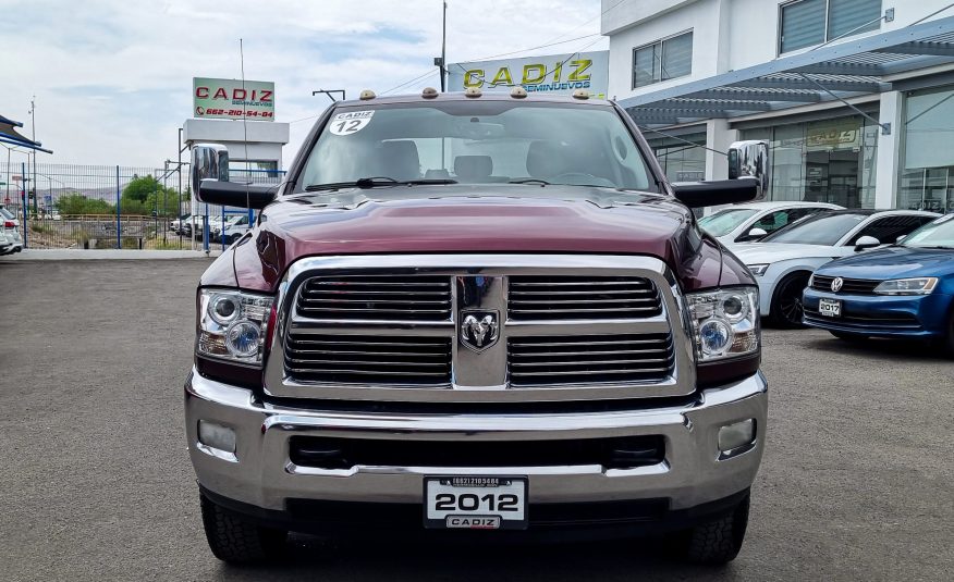 DODGE RAM 3500 LARAMIE 4X4 DOBLE CABINA 2012