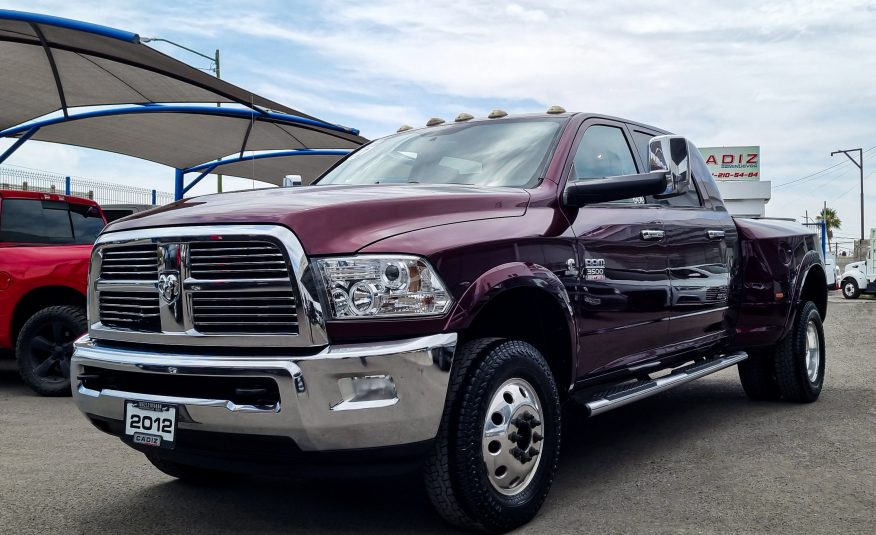 DODGE RAM 3500 LARAMIE 4X4 DOBLE CABINA 2012