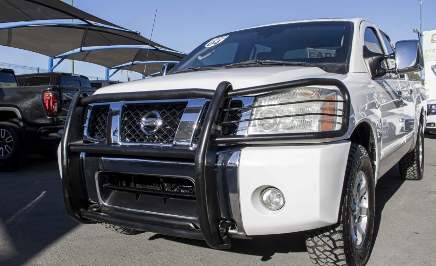 NISSAN TITAN 4X4 2004