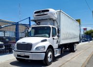 FREIGHTLINER M2106 REFRIGERADO 2011