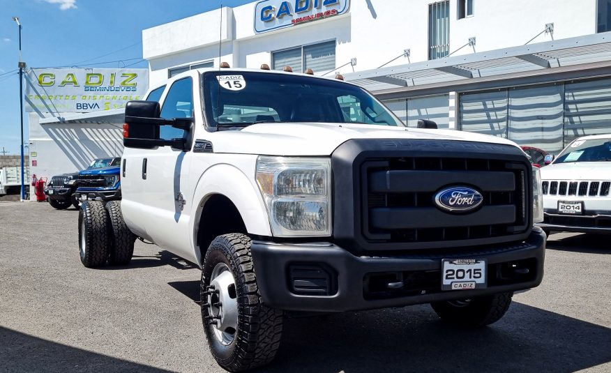 FORD F-350 CHASIS CAB 4X4 2015