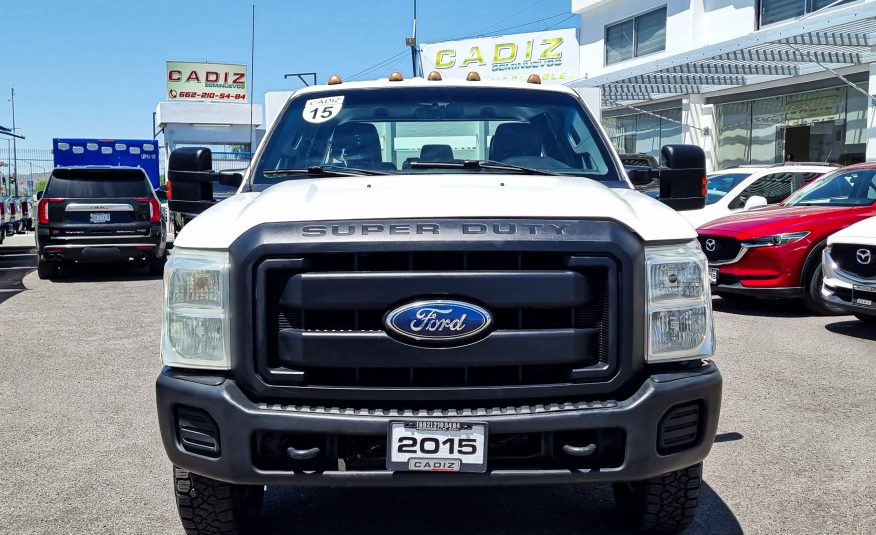 FORD F-350 4X4 CAJA REDILAS 2015