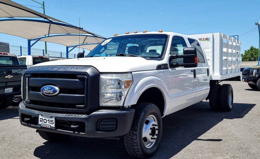 FORD F-350 4X4 CAJA REDILAS 2015