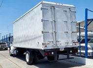 FREIGHTLINER M2106 REFRIGERADO 2011