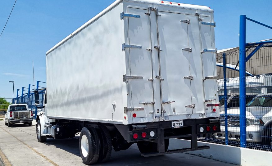 FREIGHTLINER M2106 REFRIGERADO 2011