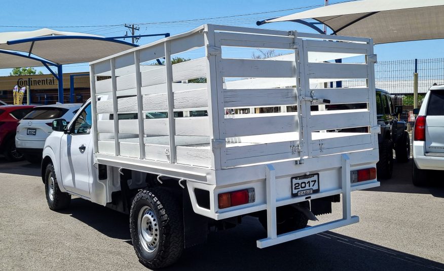 NISSAN NP300 CAJA REDILAS 2017