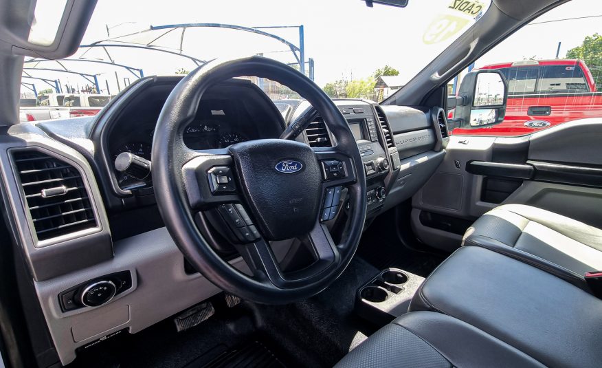 FORD F-350 SUPER DUTY CHASIS CABINA 2019